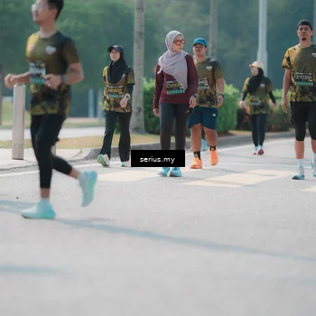Runner Photo 6452383