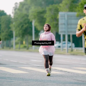 Runner Photo 6452384