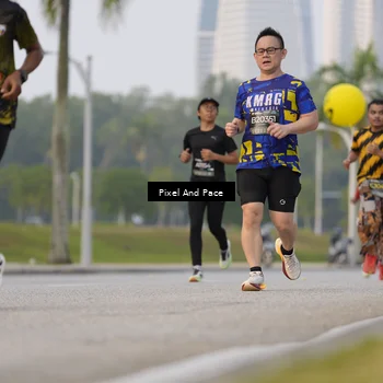 Runner Photo 6452396