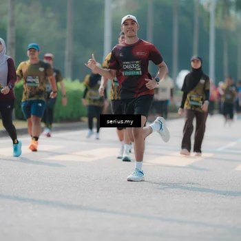 Runner Photo 6452406