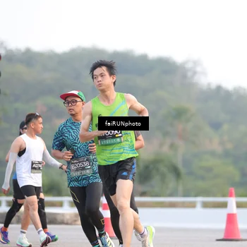 Runner Photo 6452410