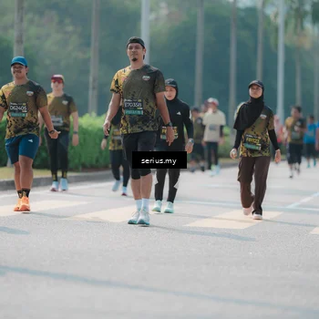 Runner Photo 6452420