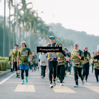 Runner Photo 6452424