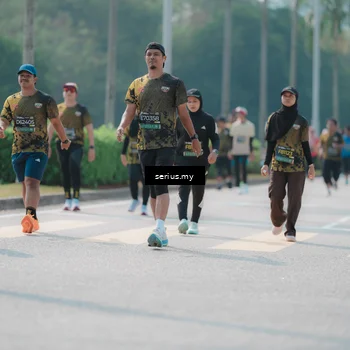 Runner Photo 6452425