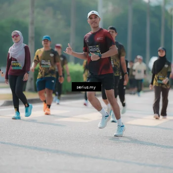 Runner Photo 6452433