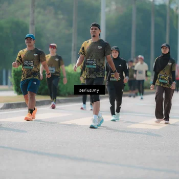 Runner Photo 6452438