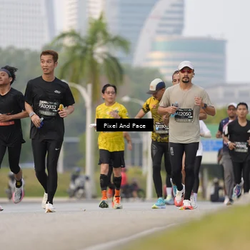 Runner Photo 6452455