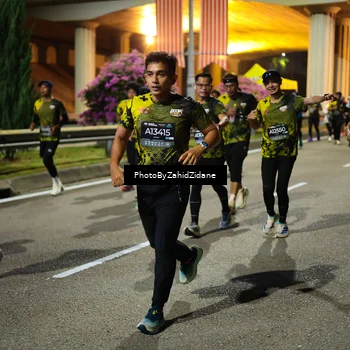 Runner Photo 6452467