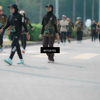 Runner Photo 6452471