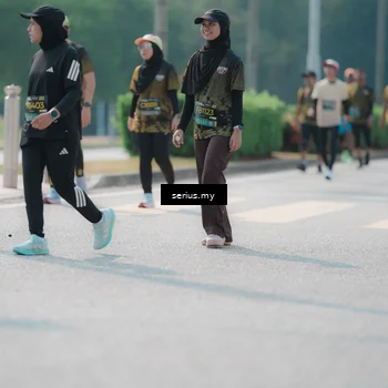 Runner Photo 6452480