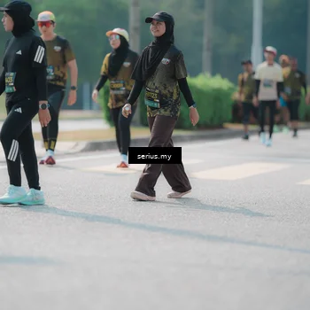 Runner Photo 6452493