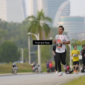 Runner Photo 6452497