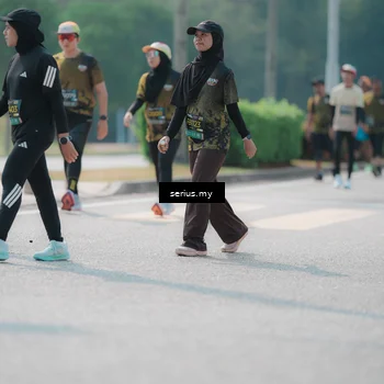 Runner Photo 6452500