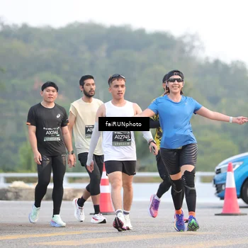 Runner Photo 6452502