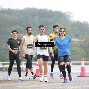 Runner Photo 6452503
