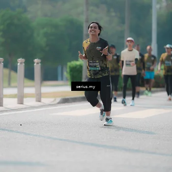 Runner Photo 6452525