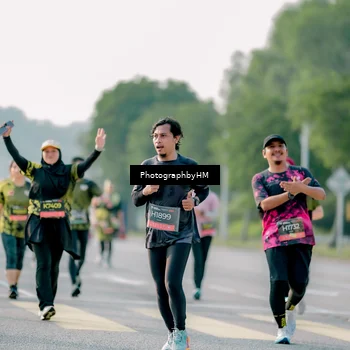 Runner Photo 6452529