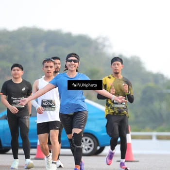 Runner Photo 6452550