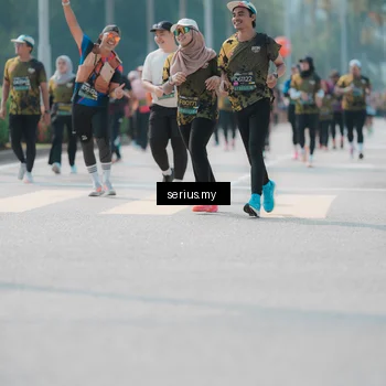 Runner Photo 6452562