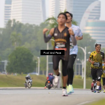 Runner Photo 6452565