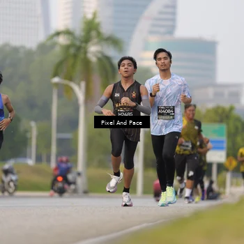 Runner Photo 6452569