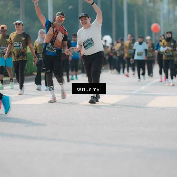 Runner Photo 6452572
