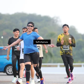 Runner Photo 6452601