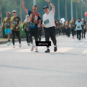 Runner Photo 6452613