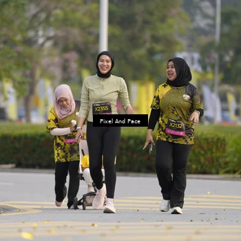 Runner Photo 6452619