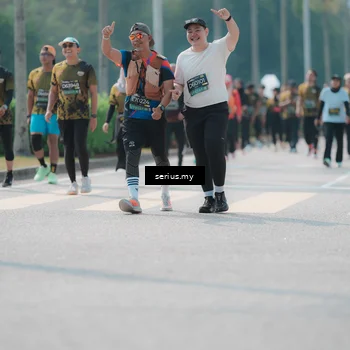 Runner Photo 6452623