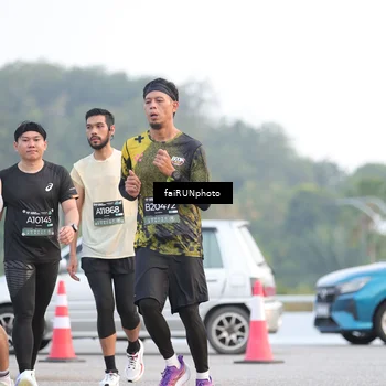 Runner Photo 6452637