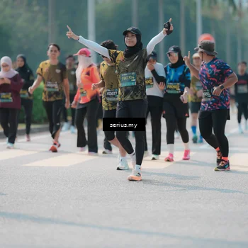 Runner Photo 6452641