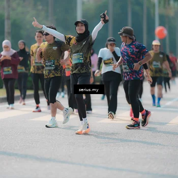 Runner Photo 6452646