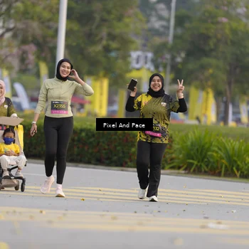 Runner Photo 6452656