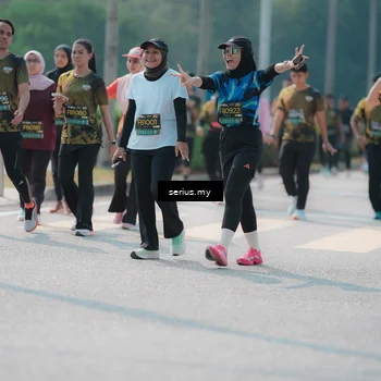 Runner Photo 6452693