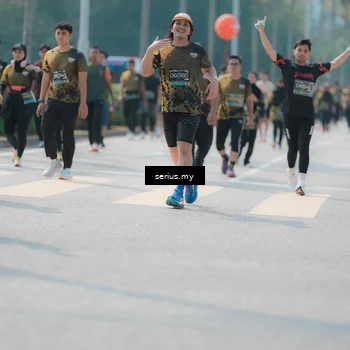 Runner Photo 6452705