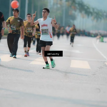 Runner Photo 6452752
