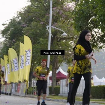 Runner Photo 6452768