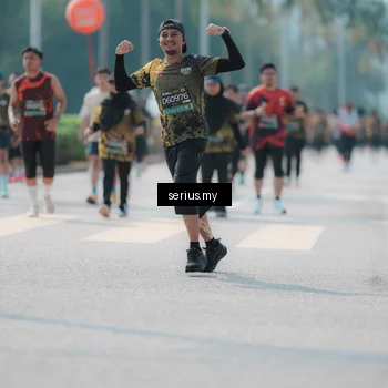 Runner Photo 6452811