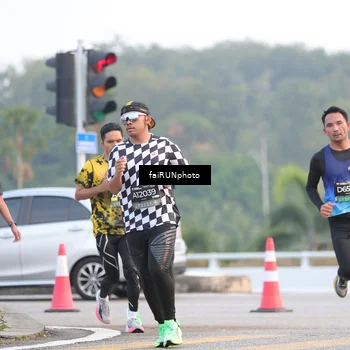 Runner Photo 6452832
