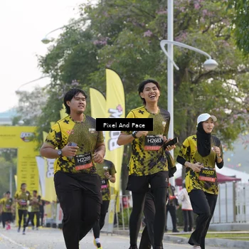 Runner Photo 6452834
