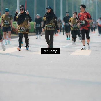 Runner Photo 6452835