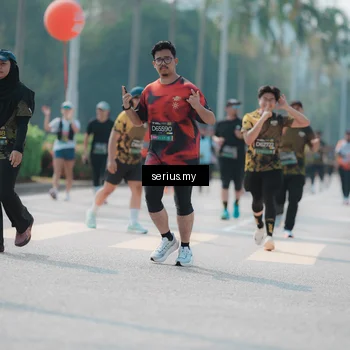Runner Photo 6452843