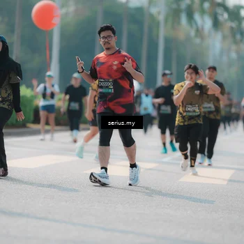 Runner Photo 6452847