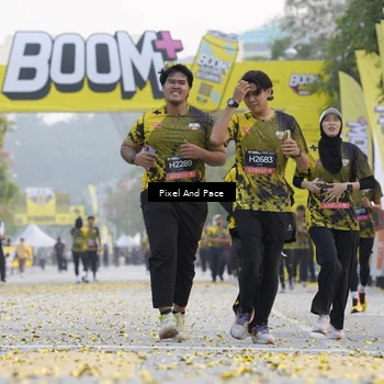 Runner Photo 6452860