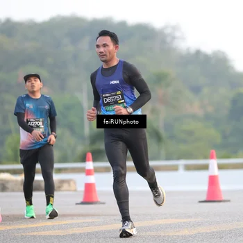 Runner Photo 6452870