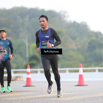 Runner Photo 6452871
