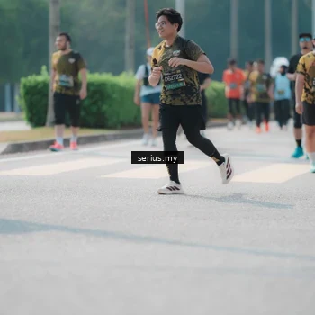 Runner Photo 6452876