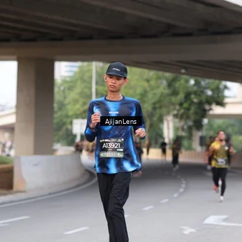 Runner Photo 6452880