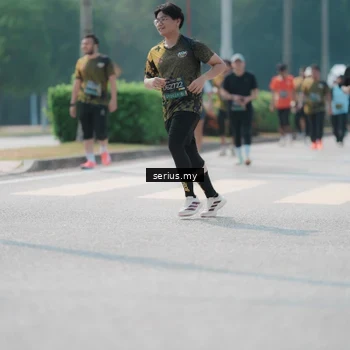 Runner Photo 6452883